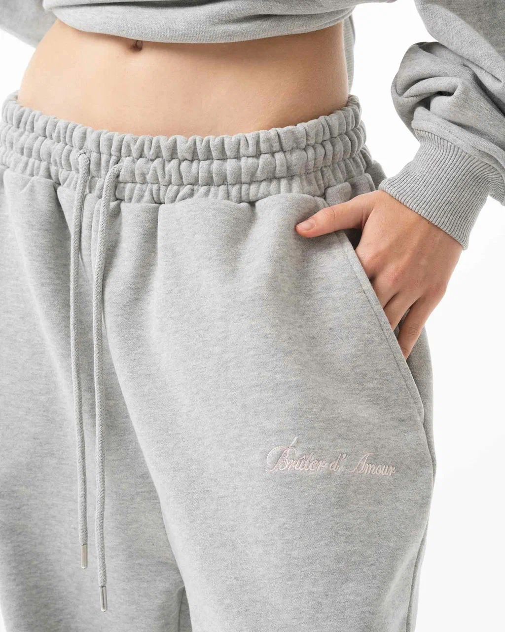 базовые джоггеры серого цвета 