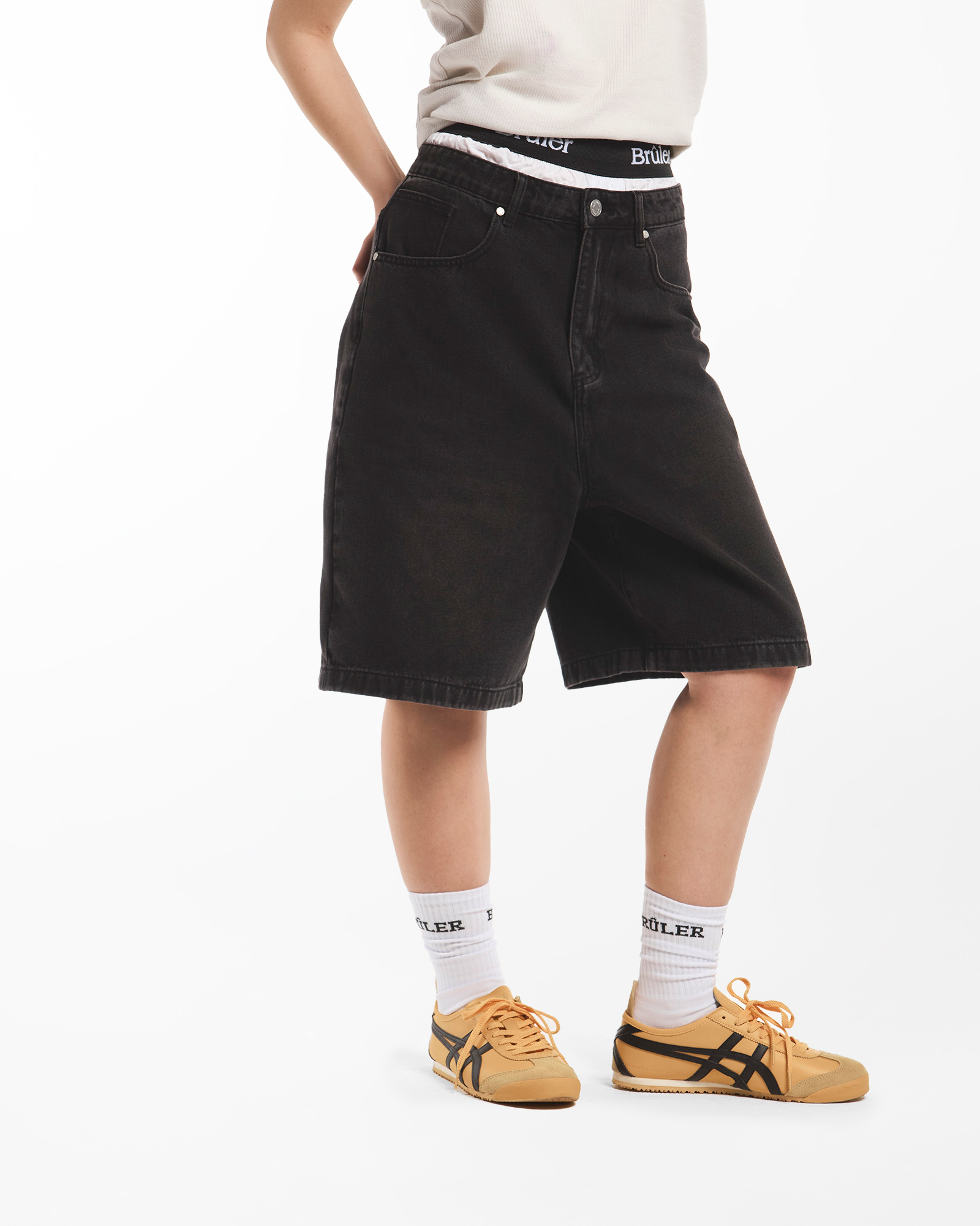 унисекс шорты