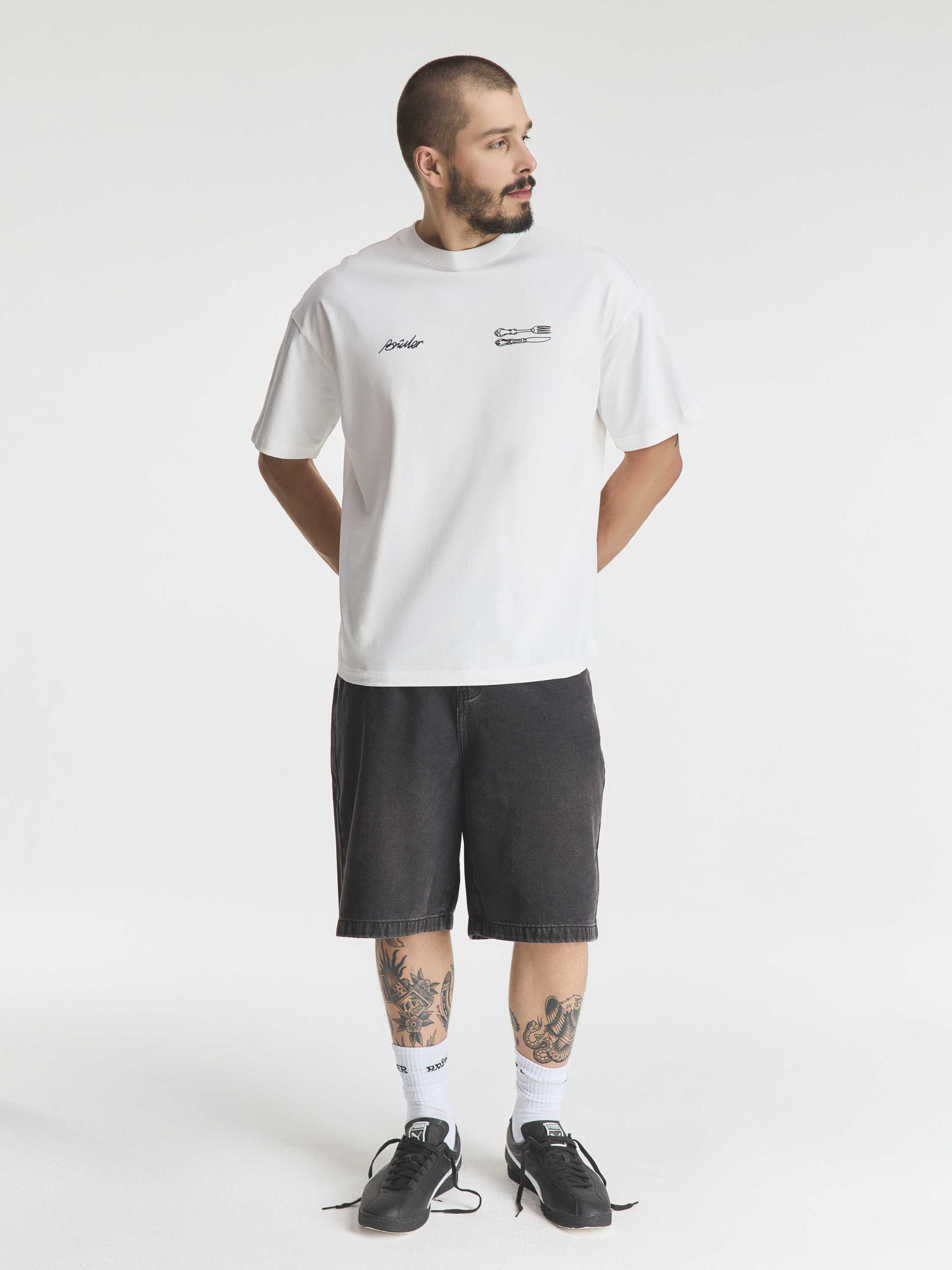 футболка белая мужская