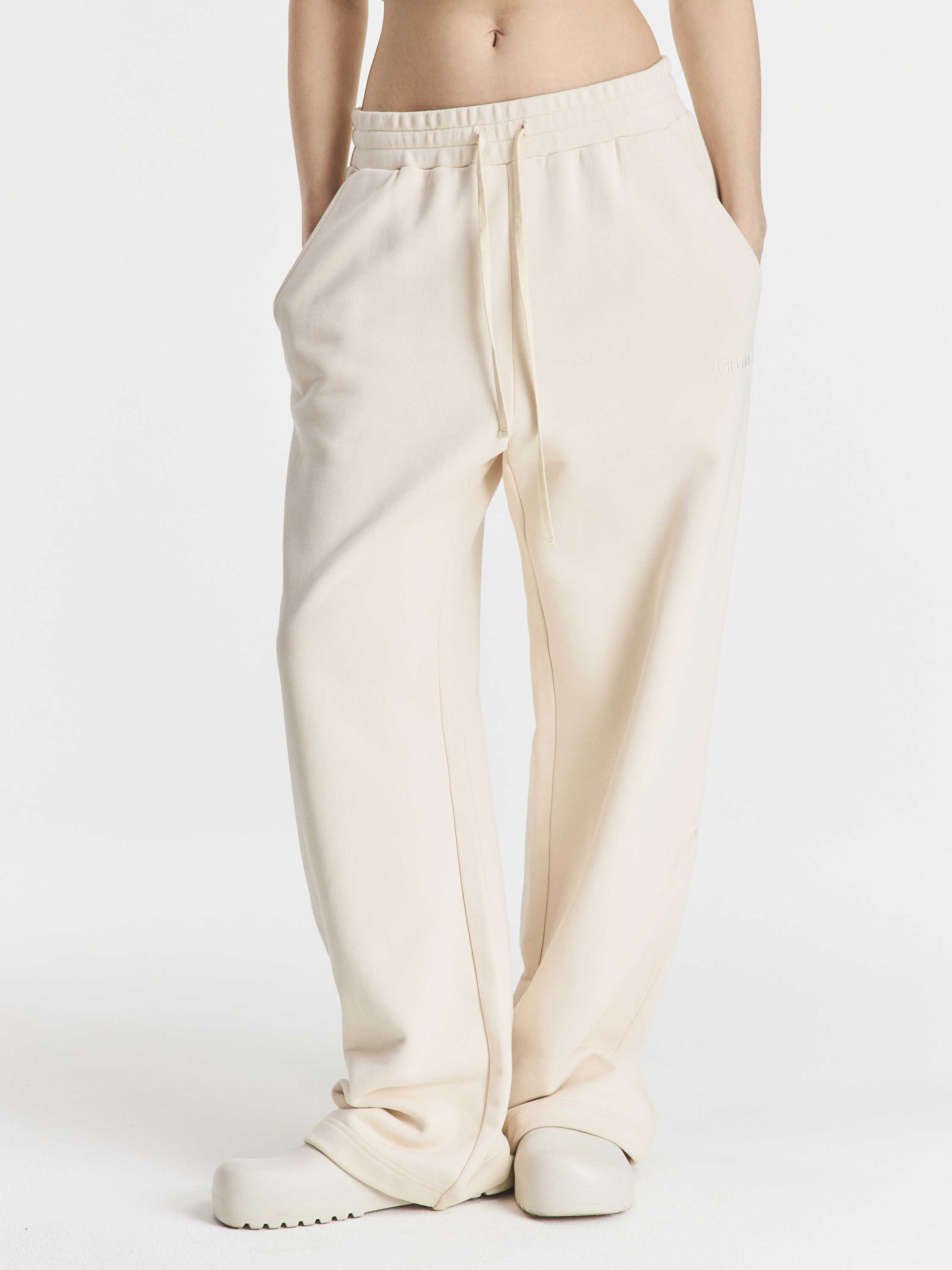 брюки спортивные