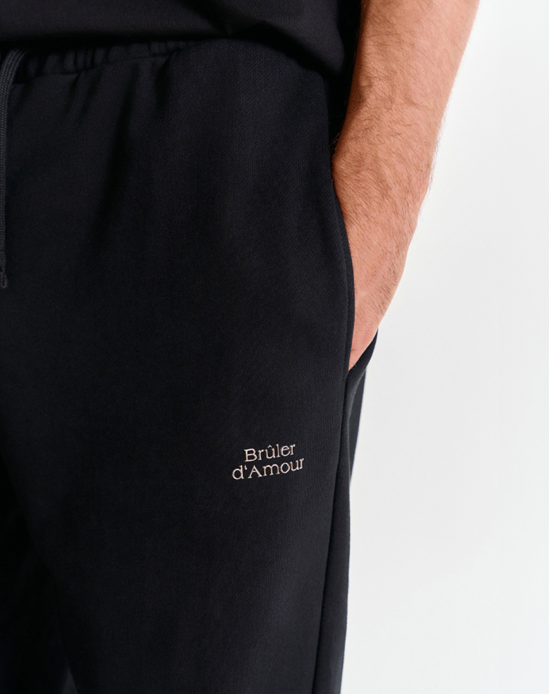 Чёрные оверсайз брюки "Logo de base 01"