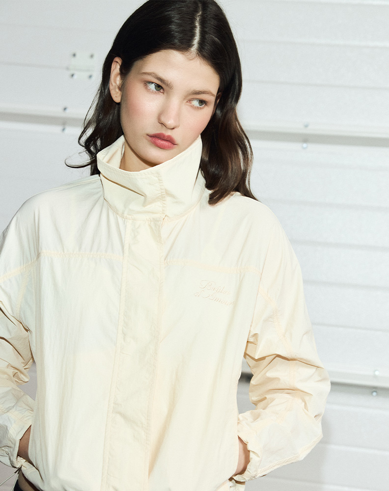 Ветровка «База» молочная