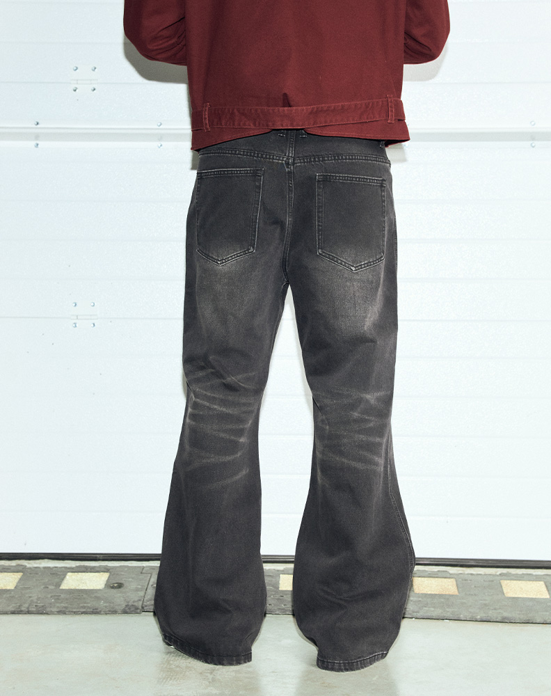 Джинсы «Клёш» чёрные с эффектом варки