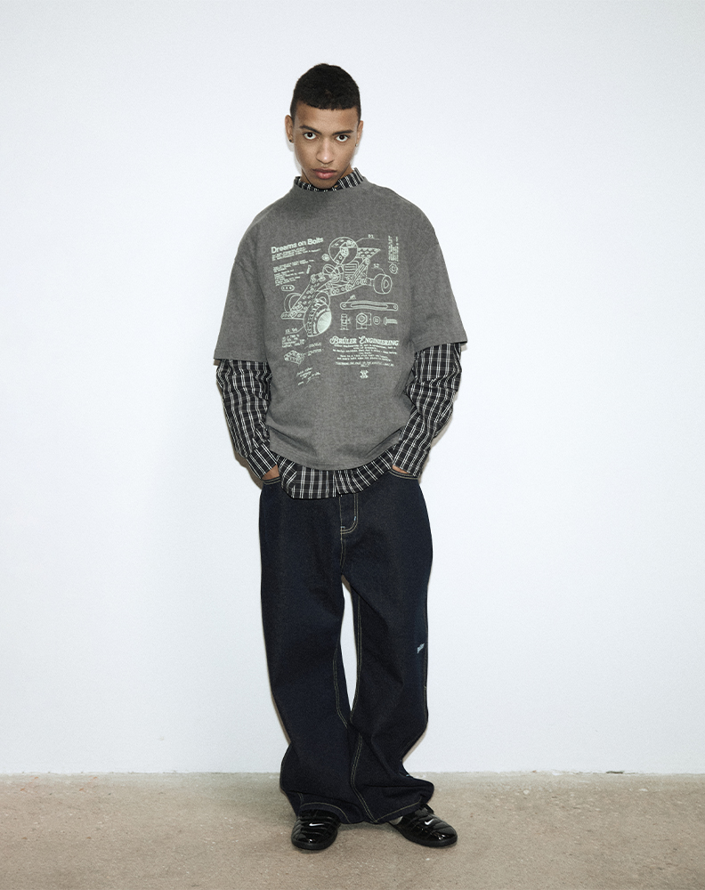 Оверсайз футболка графитового цвета “Constructeur”