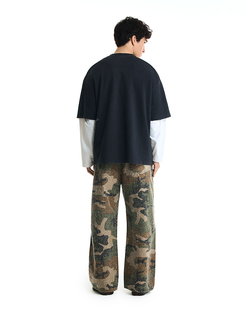 Оверсайз футболка графитового цвета “Fûck la modernité”